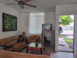 Coral House on the Coast with Pool