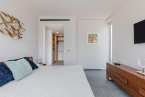 Exclusive apartment- Rooftop pool