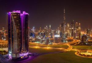 ELEGANT 1 BEDROOM APARTMENT&LIVING IN PARAMOUNT TOWER BUSINESS Bay - 4hvězdičkové hotely ve městě Dubaj
