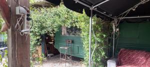 Campings Hebergements bohemes pleine nature : photos des chambres