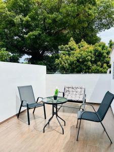 Casa Virginia, AC, Close to Downtown, Private