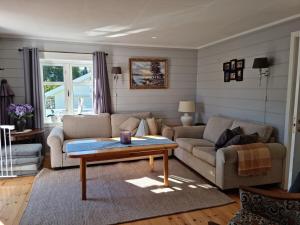 Great white cottage in Bygland