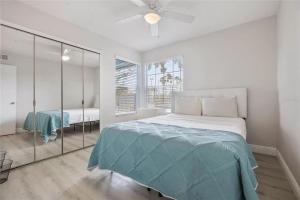 3BR Condo Near Disney, with Clubhouse, Pool and Gym