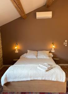 Maisons de vacances Charming Provencal Retreat with a Lush Private Courtyard : photos des chambres