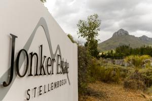 Jonker Estate - Serene stay on Helshoogte Pass