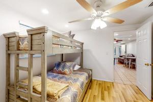Garcia Getaway 2 Bed 2 Bath Small Family Pool Home