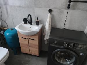 Altana Kasztelana - Domek Letniskowy z tarasem i jacuzzi nad Dunajcem Velo