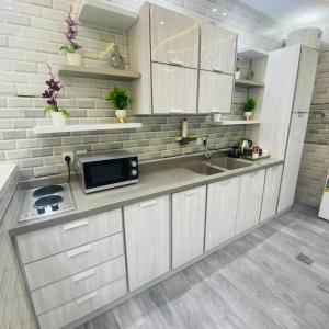 شقة جديدة ديكور فخم مدخل ذكي