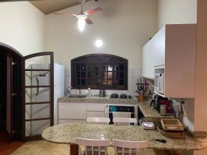 Casa com Piscina na Praia Dura em Ubatuba