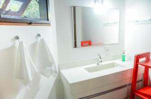 Casa Juréia com piscina aquecida, a 350m da praia - Litoral Norte