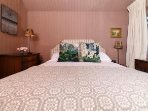 Rural Retreat in Coastal Valley near St Just