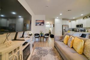 Beautiful PCB Getaway Less Than 3 Mi to the Beach!