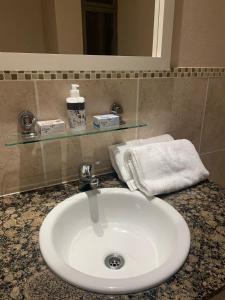 Luxurious 3-bedroom Penthouse in Sandton