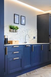 Modern apartment in town centre