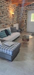 Πέτρινο Αλώνι