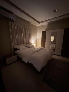 The Roomy Retreat Apartment