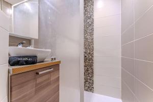 Contemporary 3BR-2BA Apartment - Perfect for 8, Val Thorens Center