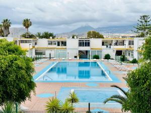 Relax and Sun in Costa del Silencio