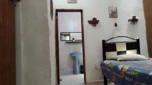 Habitación amueblada con todos los servicios Naucalpan colonia Bosque de los Remedios