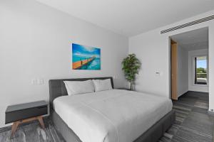 4BR. apartament near the beach