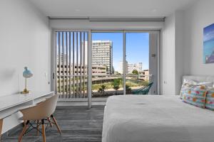 4BR. apartament near the beach