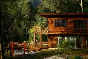 Propriedade inteira e Kombi-home em meio à mata - 3hvězdičkové hotely ve městě Rancho Queimado