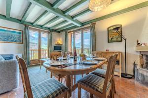 Cozy Alpine Chalet-Style Apartment with Ski-In Access & Parking - Val Thorens