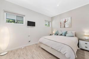 The Foreshore Apartment - BYO Linen