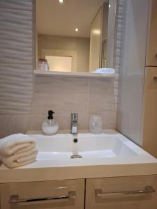 Appartements Appartement cosy proche centre-ville : photos des chambres