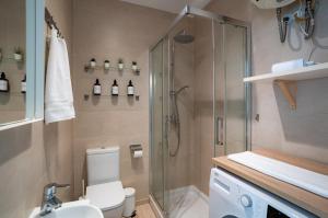 Oceanview, beachfront 15 min from Malaga downtown