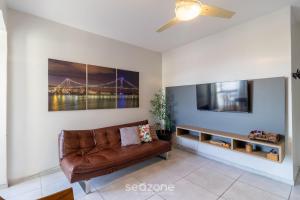 Aptos em Condo. com Piscina em Floripa - GVM