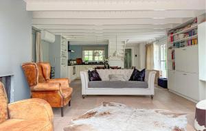 Cozy Home In Epe With House A Panoramic View