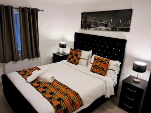 Modern & Spacious - Walk to London ExCEL- Parking