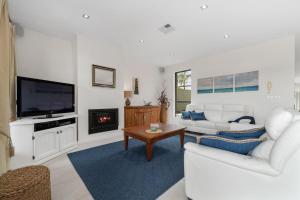 Monte Carlo at Marthas Cove