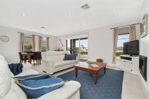 Monte Carlo at Marthas Cove