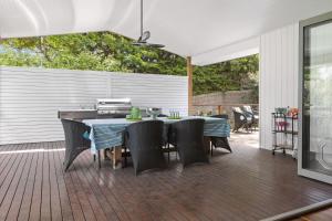 Peninsula Alfresco Beach Retreat