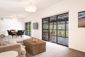 Tawny Rest, Coastal Beach House In Rye