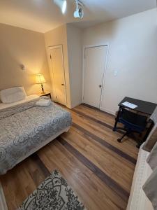 Montreal Accommodation Steps Downtown 17mins airport