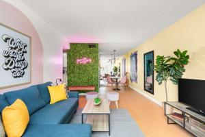 Cozy Country Legends Apt, Music Row Retreat