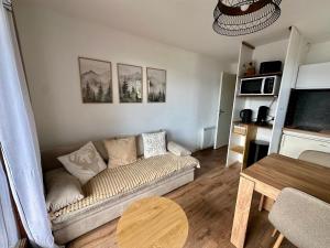 Appartements LES ANGLES - Appartement T2 Cabine 4 pers. - Balcon & Parking - FR-1-758-41 : photos des chambres