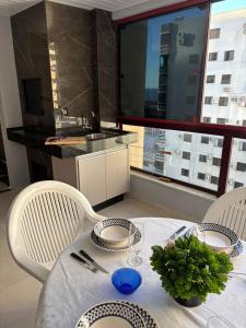 APARTAMENTO EM MEIA PRAIA ITAPEMA 3 QUARTOs