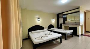 Sampaguita Suites Plaza Garcia