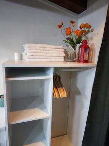 弘大独栋二楼 机场地铁直达 3分钟步行地铁站 Hongdae, Airport Express,metro 3min,yard 2st floor