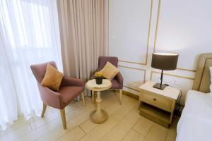 Scenic Tagaytay Getaway with Taal Views