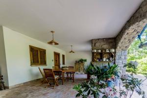 Il Boschetto Di Castagni