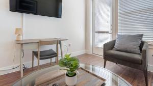 Landing Apartments near UT San Antonio