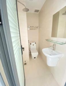 Hoang Hoa Tham Apartment