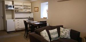 Treetops lockoff one bedroom apartment