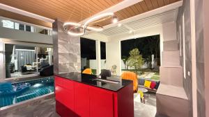 De Flourishing Hill Pool Villa , Cha Am