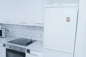 Graceful House near Westleigh Township and Lavish 4-Bedrooms - Speedy Wi-Fi - Private Ample Parking